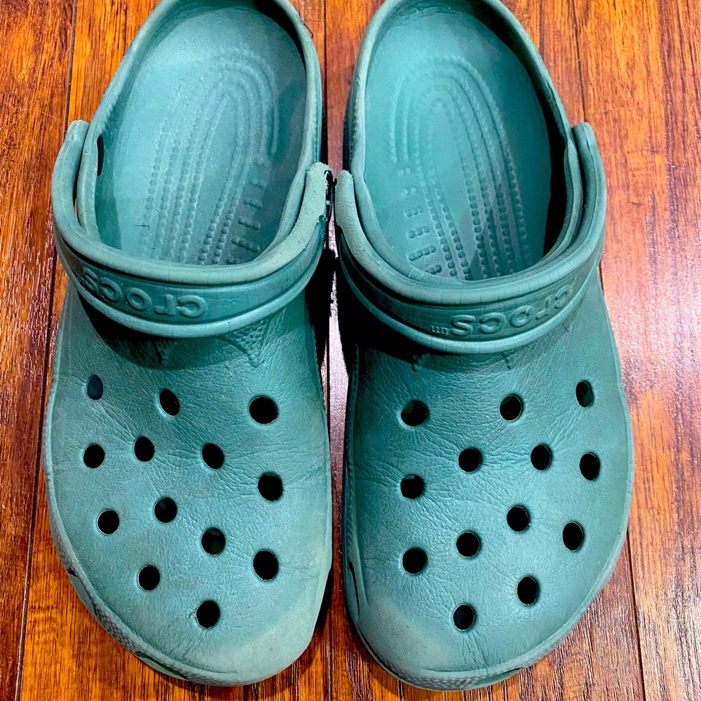 Green crocs